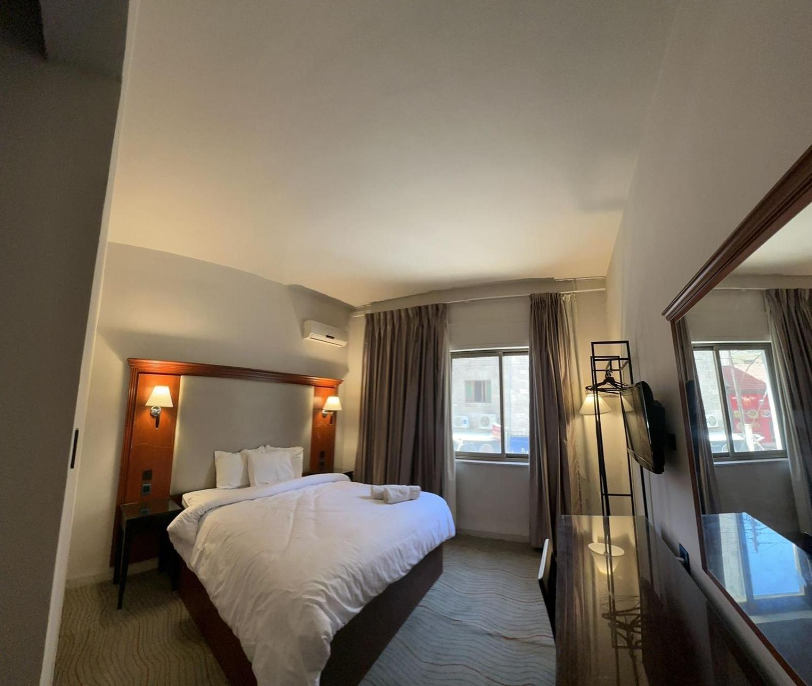 Superior Single Room,1300701787:JPEG