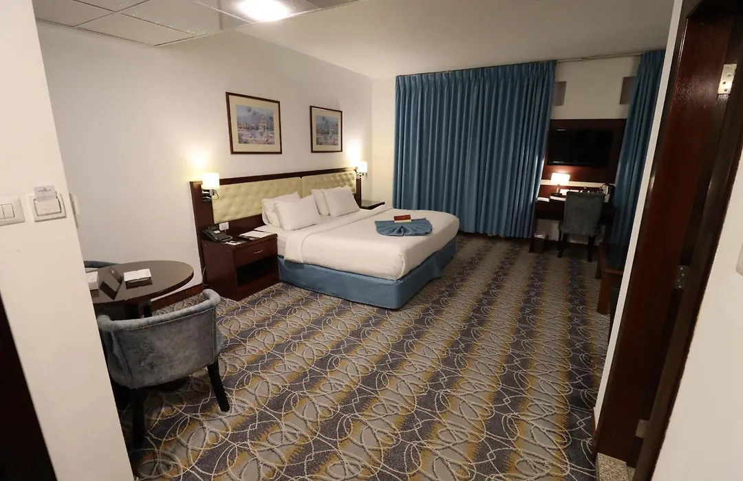 Larsa Hotel-1